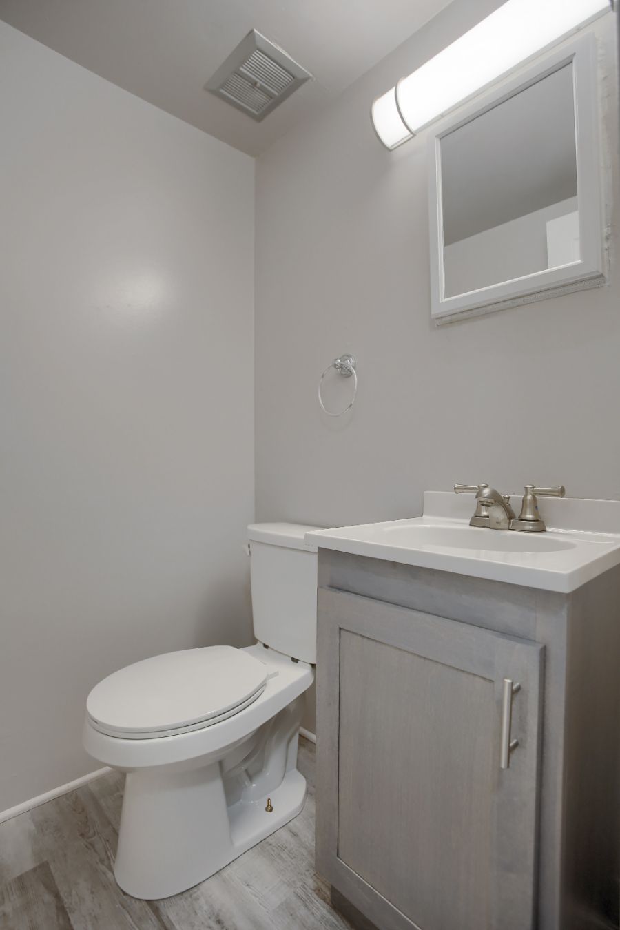 Photo & Videos of Edgewood Apartments in Ambler, PA